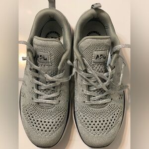 APL Silver Knit Athletic Shoes Size 6.5